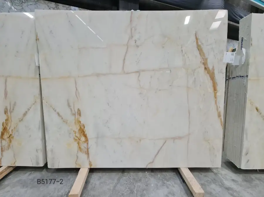 Calacatta Amber