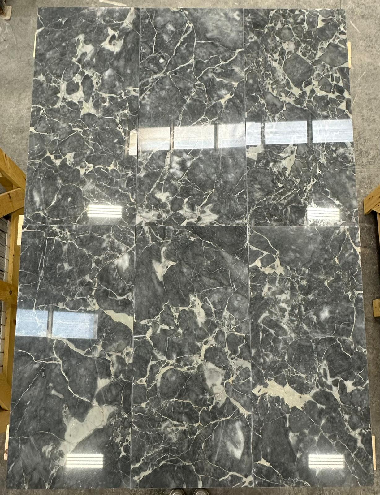 Jaguar Grey natural stone tile — detail photo 4