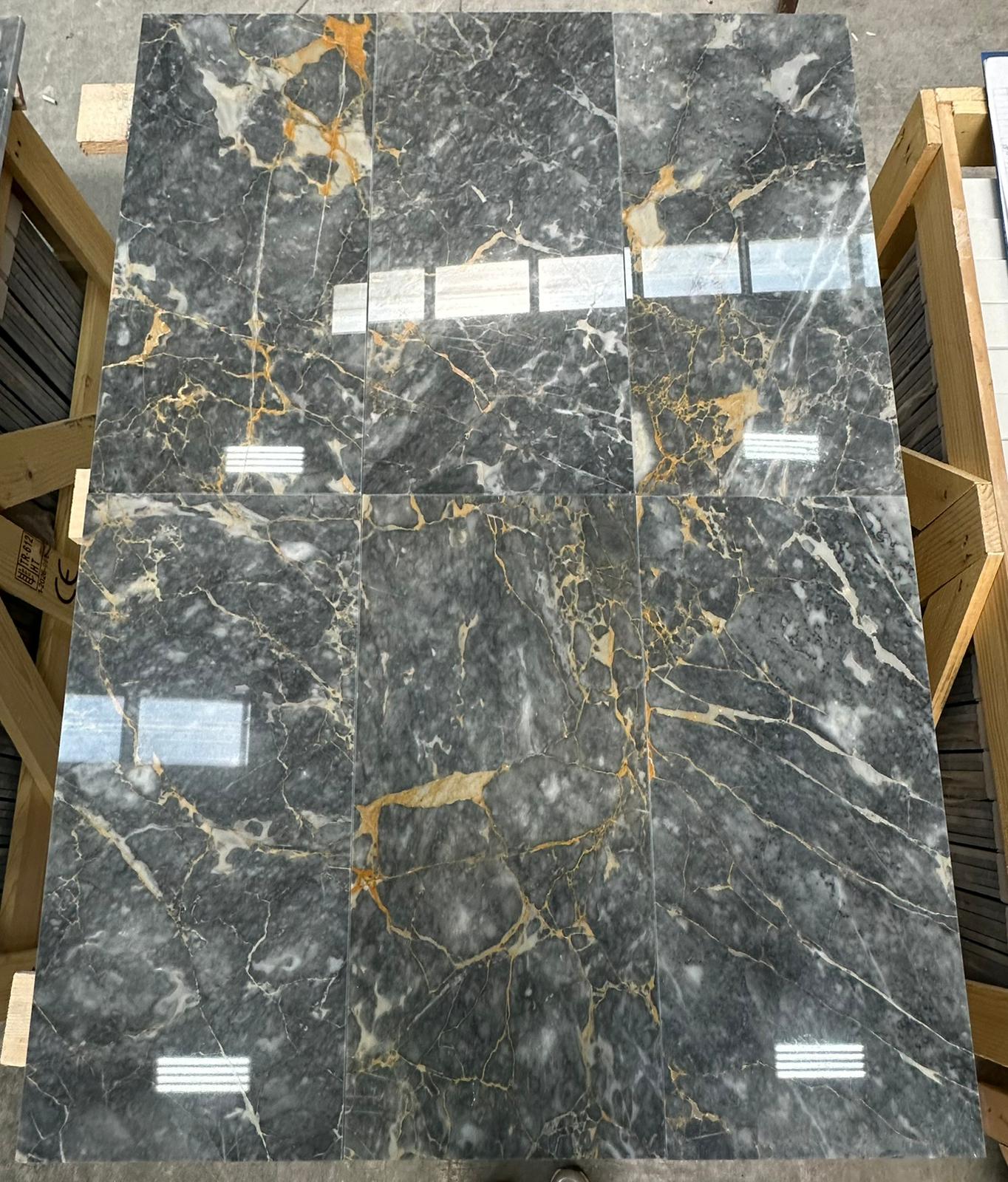 Jaguar Grey natural stone tile — detail photo 5