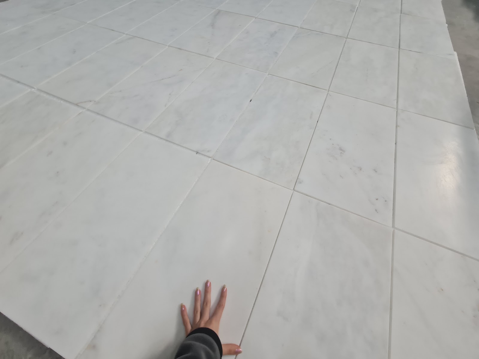 Afyon White natural stone tile — detail photo 4
