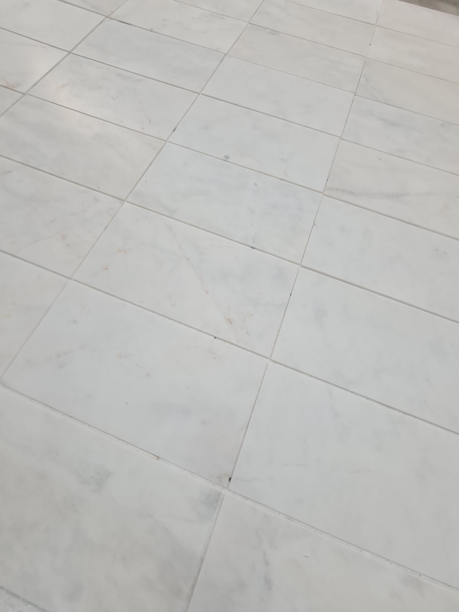 Afyon White natural stone tile — detail photo 3