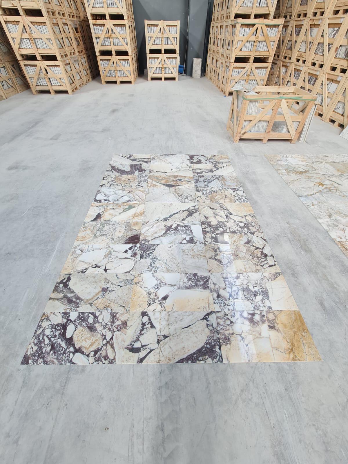 Calacatta Viola Gold natural stone tile — detail photo 3