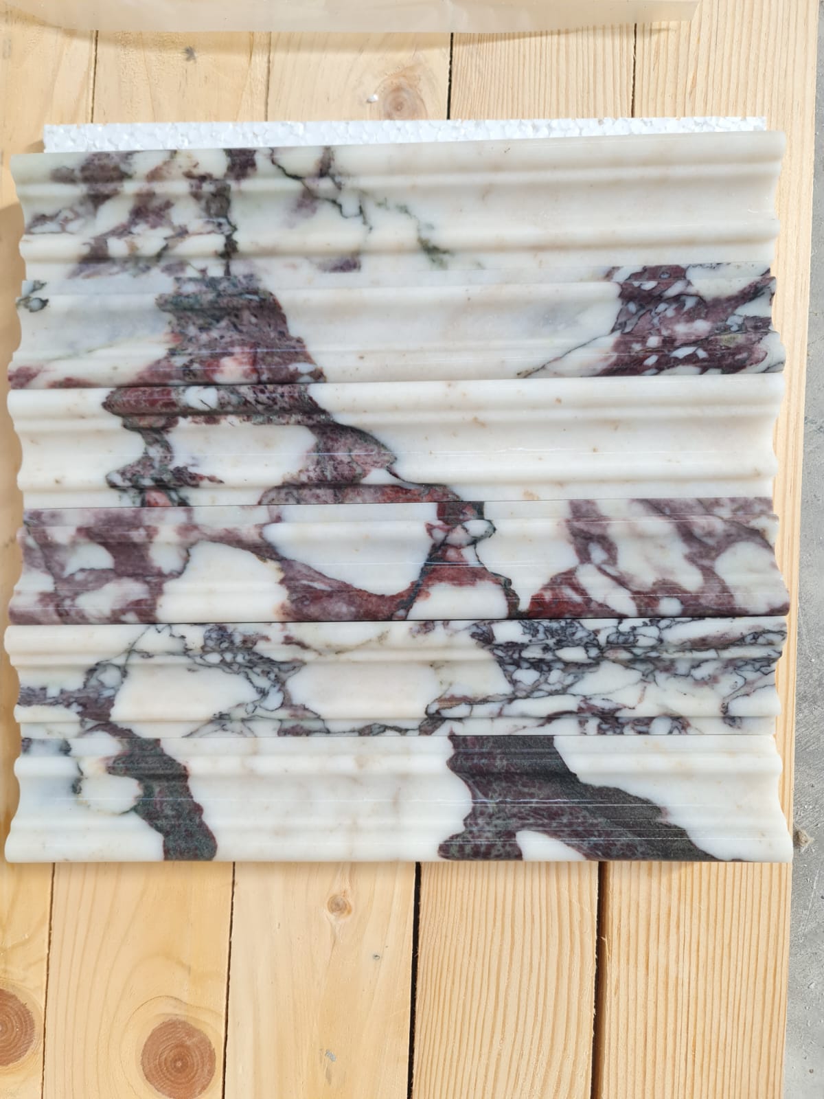 Mouldings · Calacatta Viola Extra Chair Rail · Honed natural stone moulding — detail photo 5